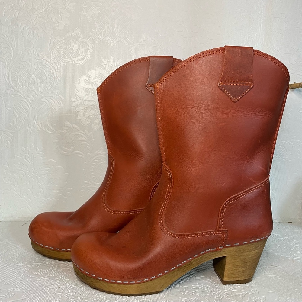 Sanita Anemone Clog Boots